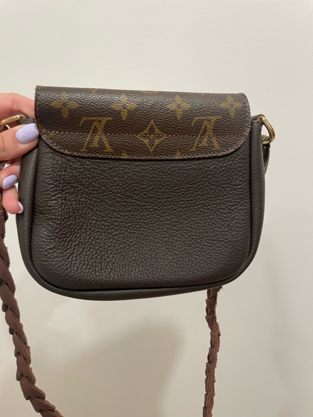 Authentic Vintage BohoBag Louis Vuitton Monogram Mini Crossbody Bag in Brown - Picture 4 of 6